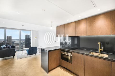 Marsh Wall, London E14, Studio for sale