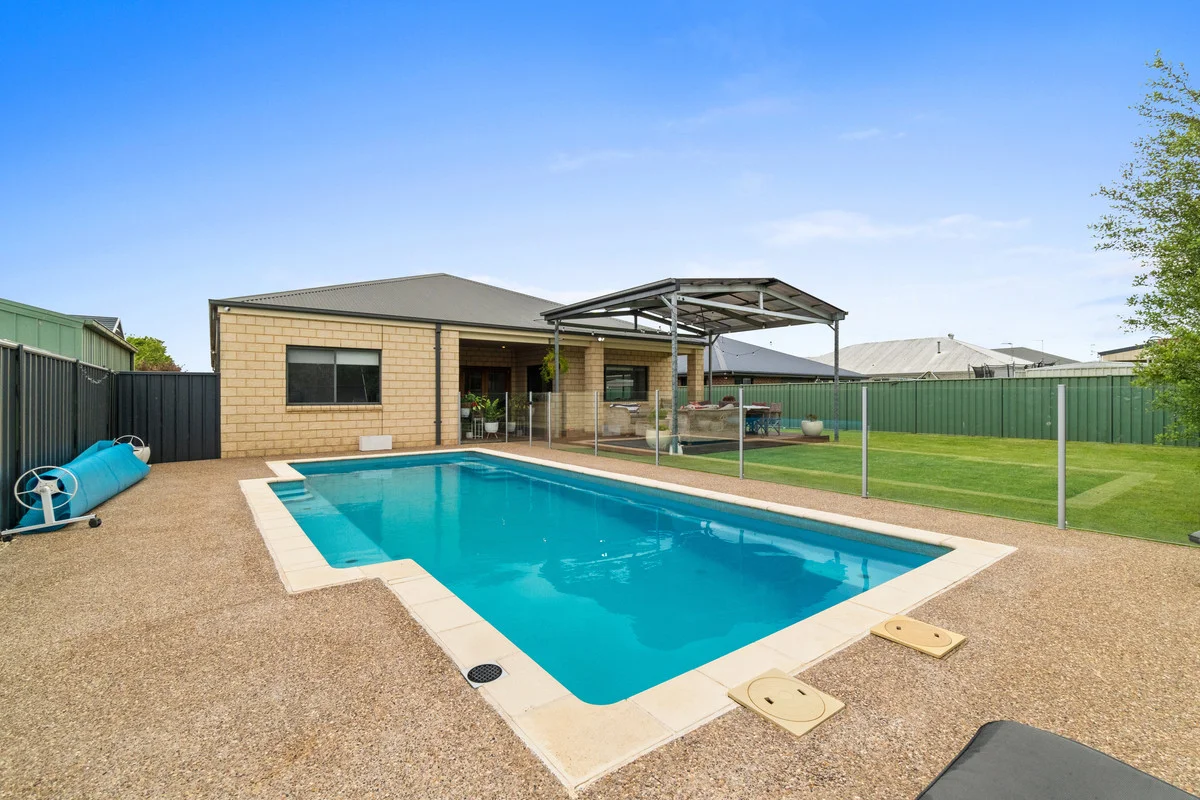 Additional image 21 of 4 Calvert Court, Maffra VIC 3860