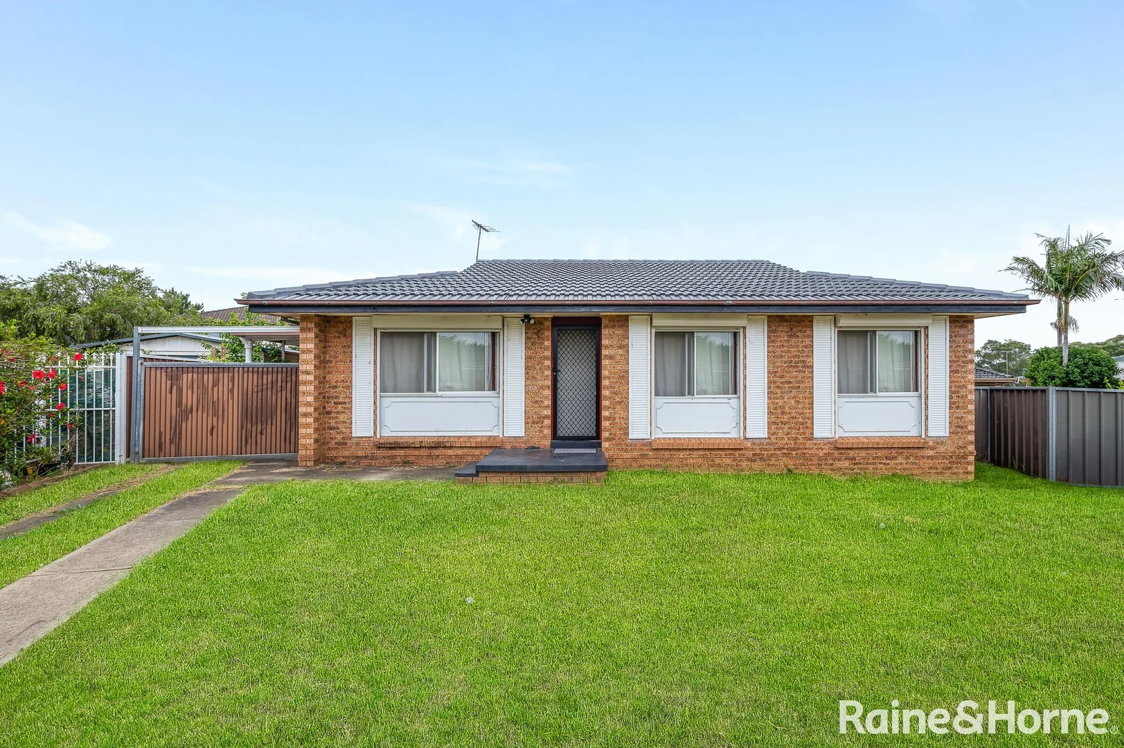 16 Talbot Place, Ingleburn NSW 2565