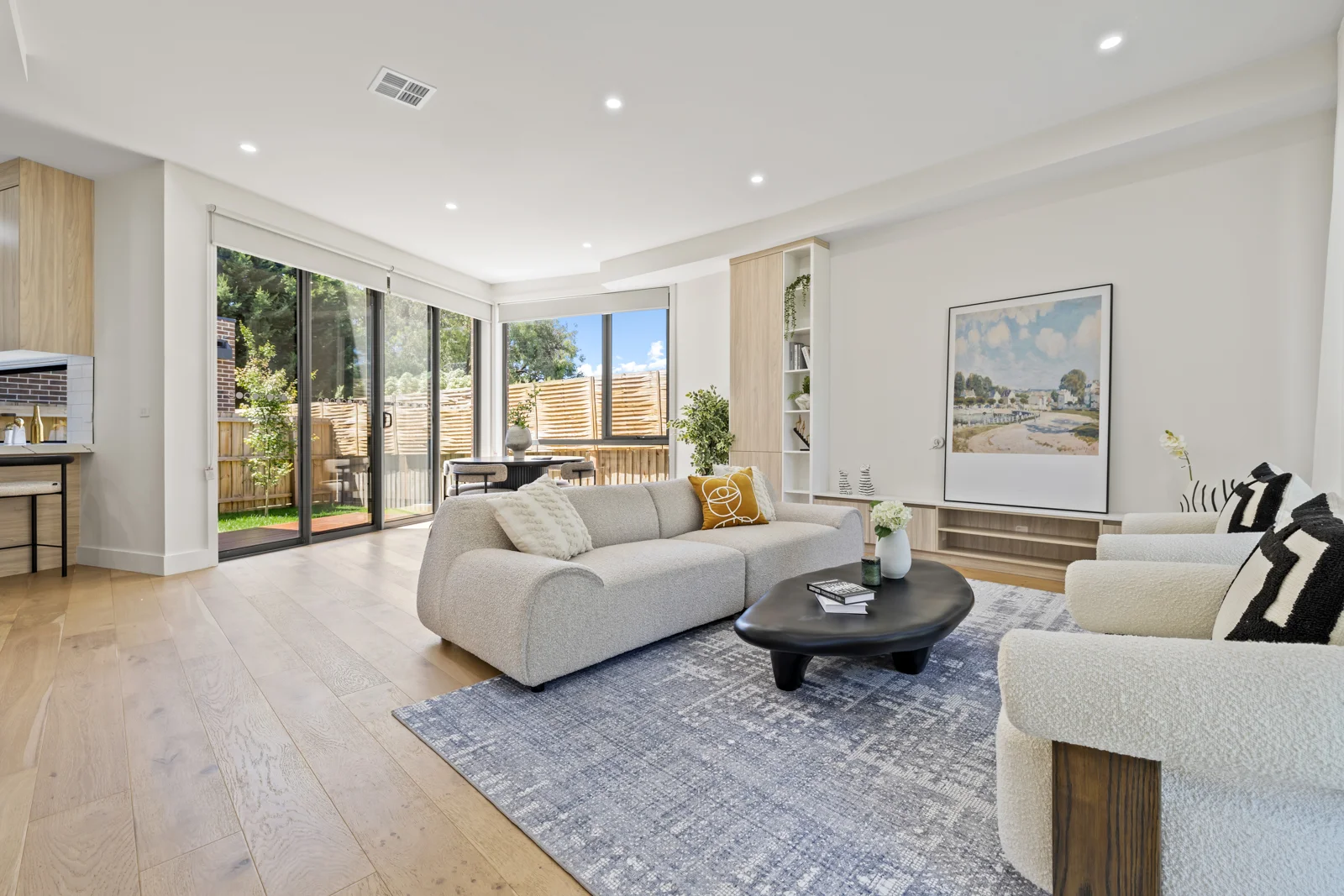 Additional image 2 of 1/17 Elmhurst Road, Blackburn VIC 3130