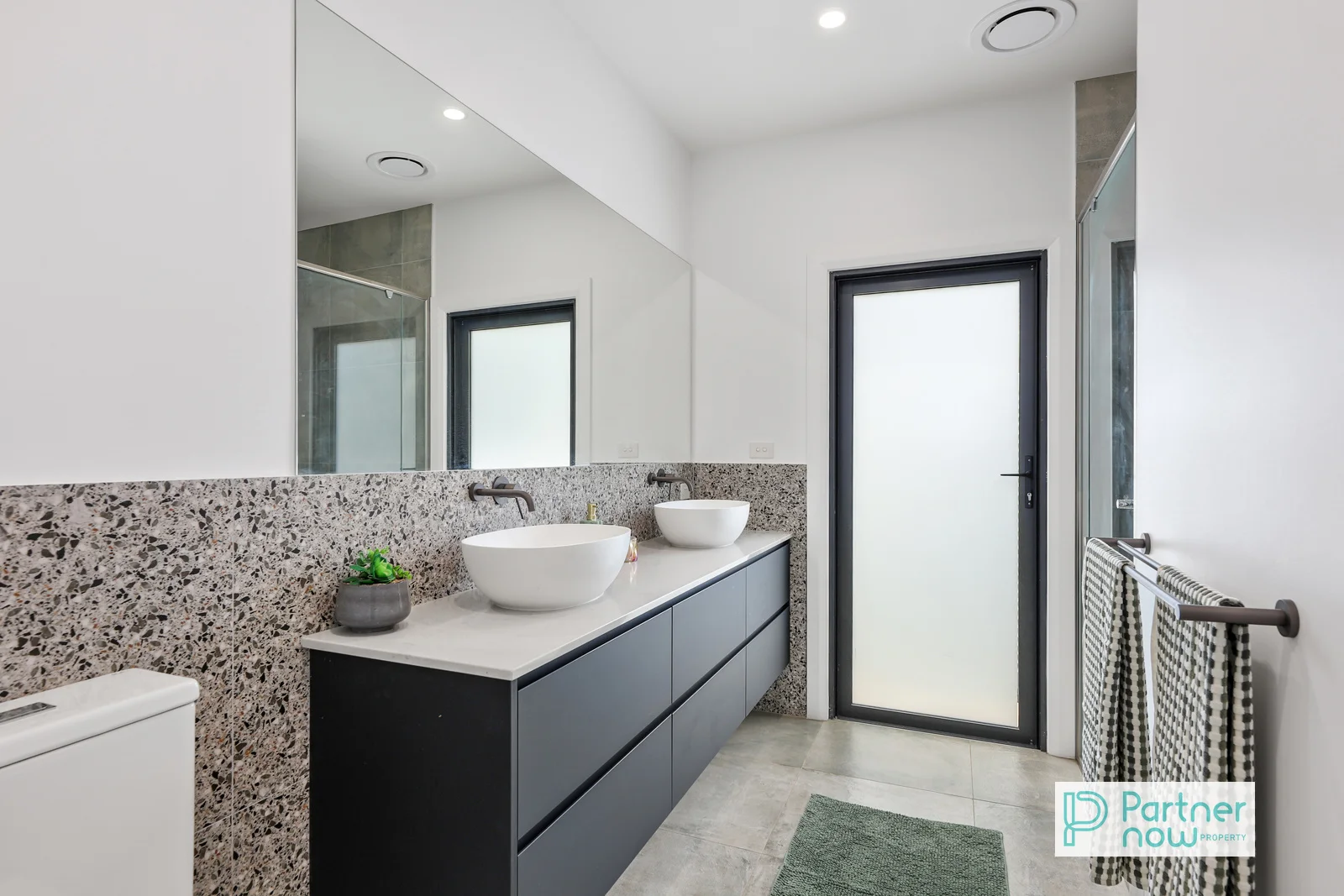 Additional image 13 of 15 Katrina Court, Tamworth NSW 2340