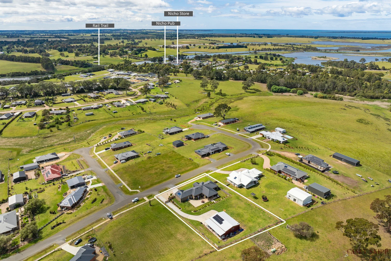 Additional image 2 of 14 Peppercorn Way, Nicholson VIC 3882