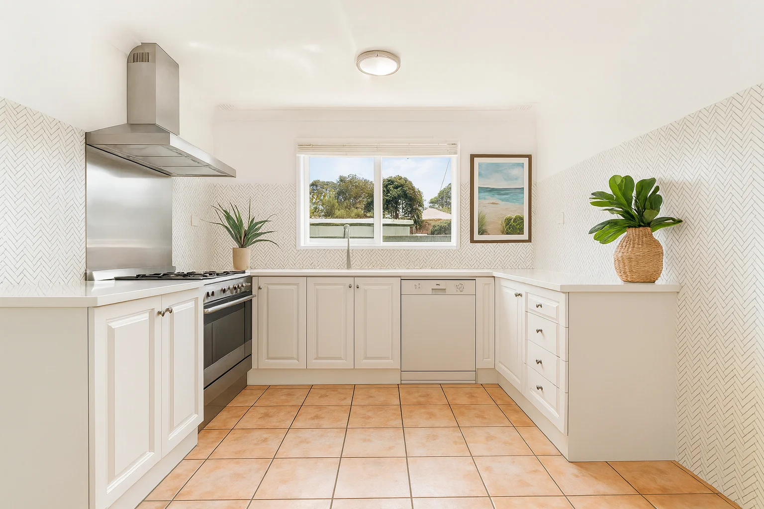 41 Orsova Parade, Orient Point NSW 2540