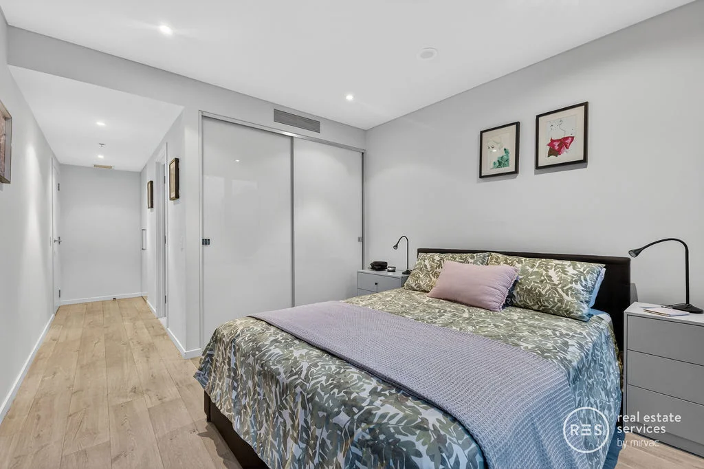Additional image 8 of 1702/1 Point Park Crescent, Docklands VIC 3008