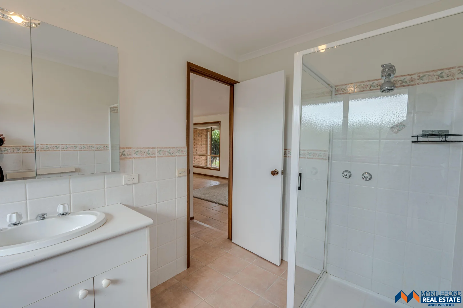 Additional image 12 of 4 Martin Place, Myrtleford VIC 3737