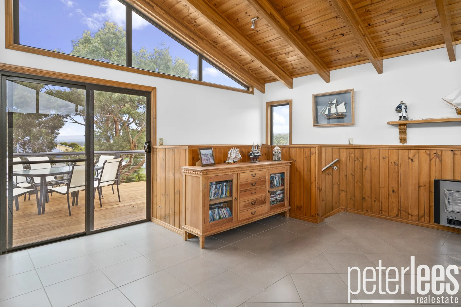 Additional image 11 of 1 Muirs Place, Coles Bay TAS 7215