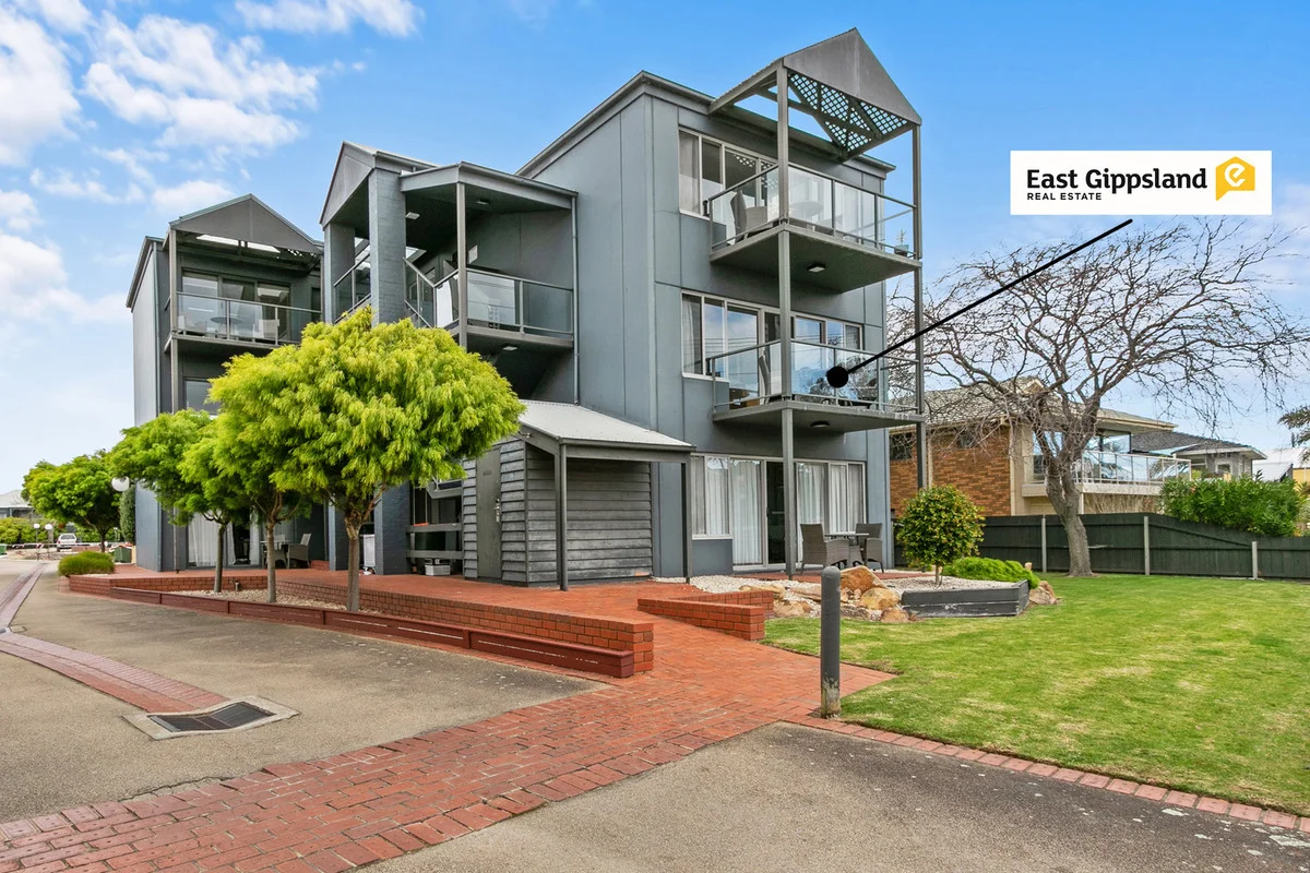 Additional image 17 of 2/142 Marine Parade, Lakes Entrance VIC 3909
