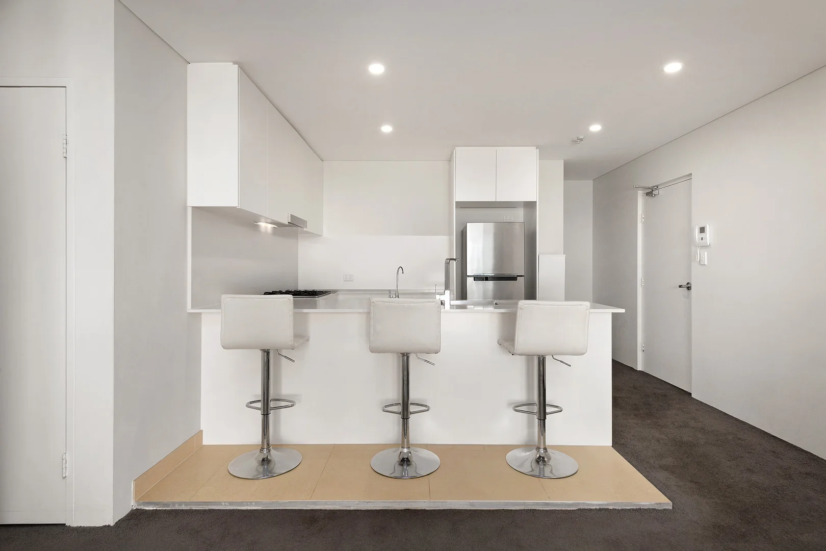 Additional image 6 of 303/2-6 Carlton Parade, Carlton NSW 2218