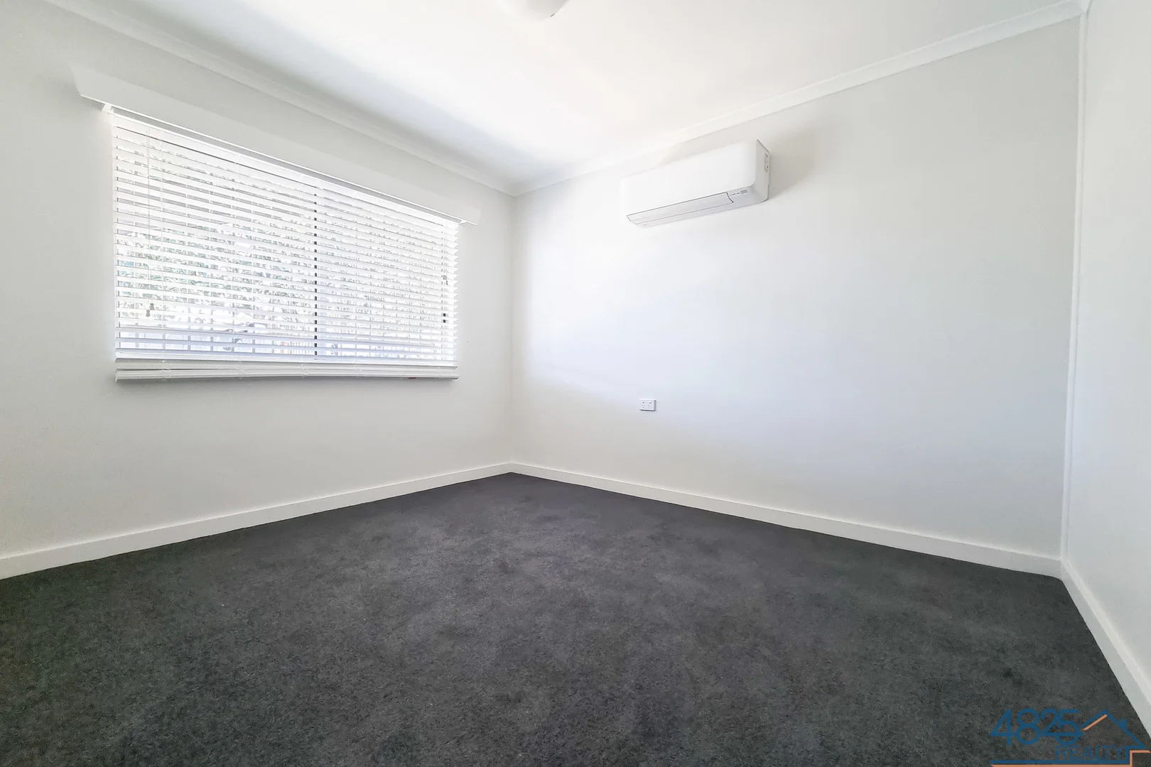 Additional image 7 of 1/9 Fourth Avenue, Mount Isa QLD 4825