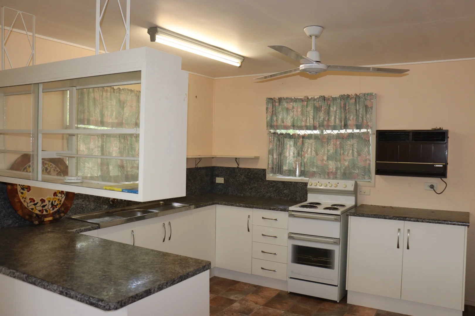Additional image 4 of 33 Pelican St, Collinsville QLD 4804