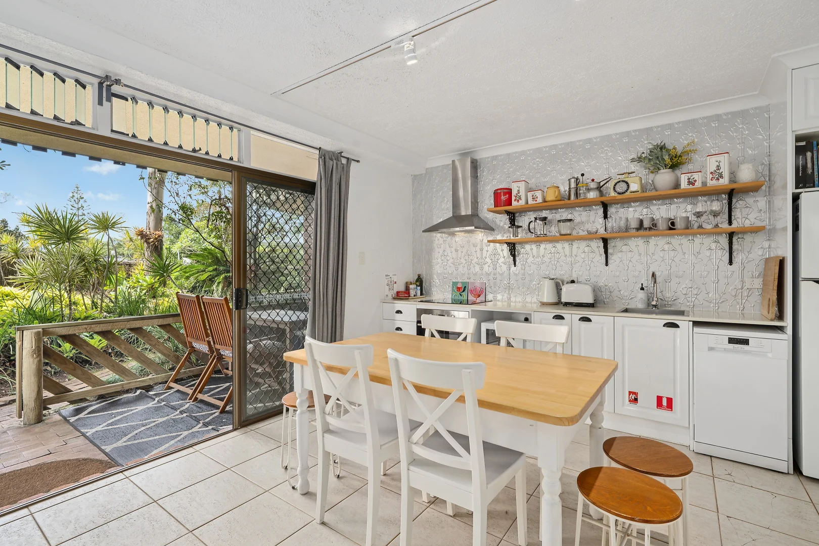 Additional image 3 of 5/34 Lawson Street, Byron Bay NSW 2481