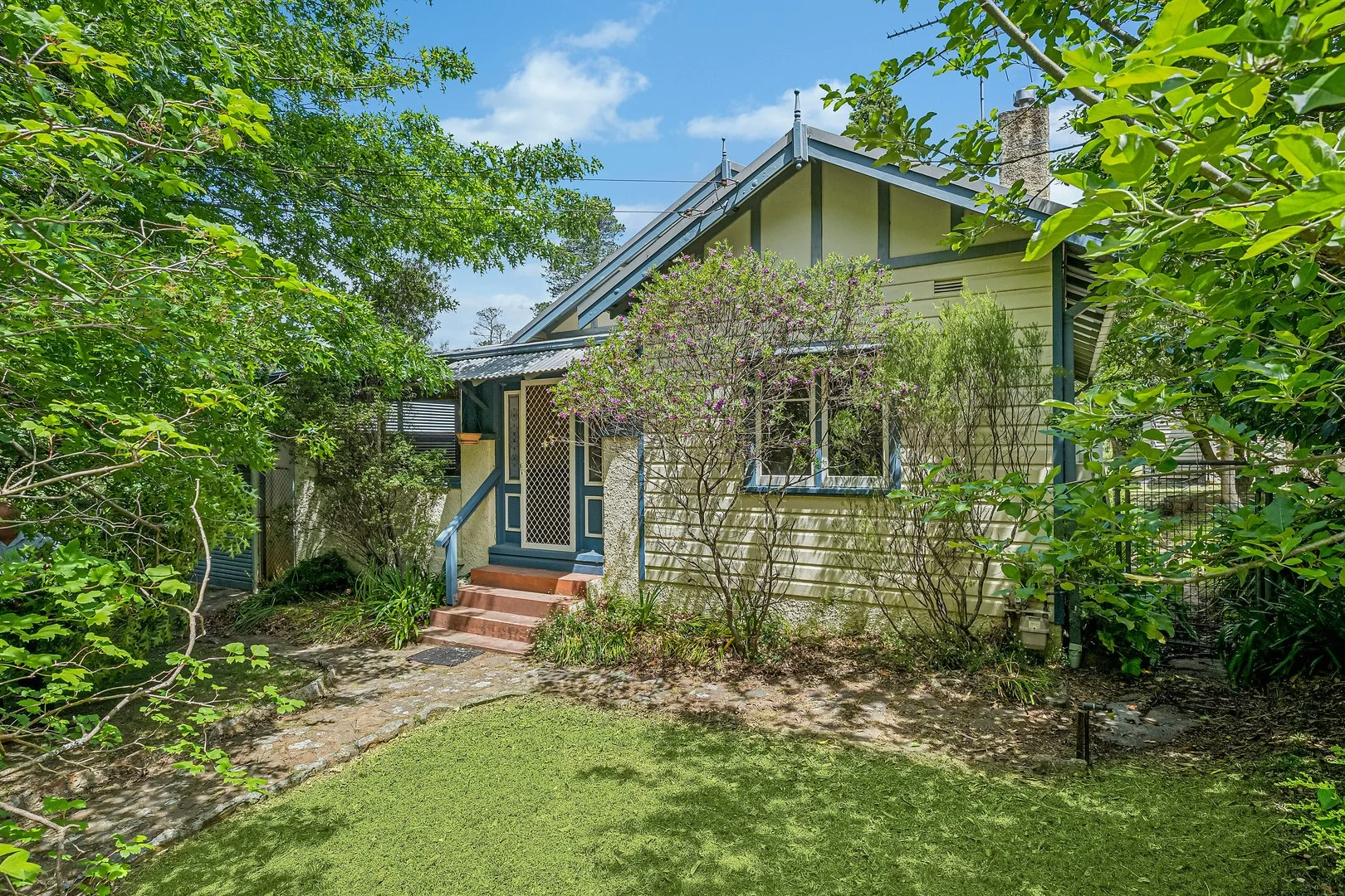 Additional image 2 of 14 Sinclair Crescent, Wentworth Falls NSW 2782