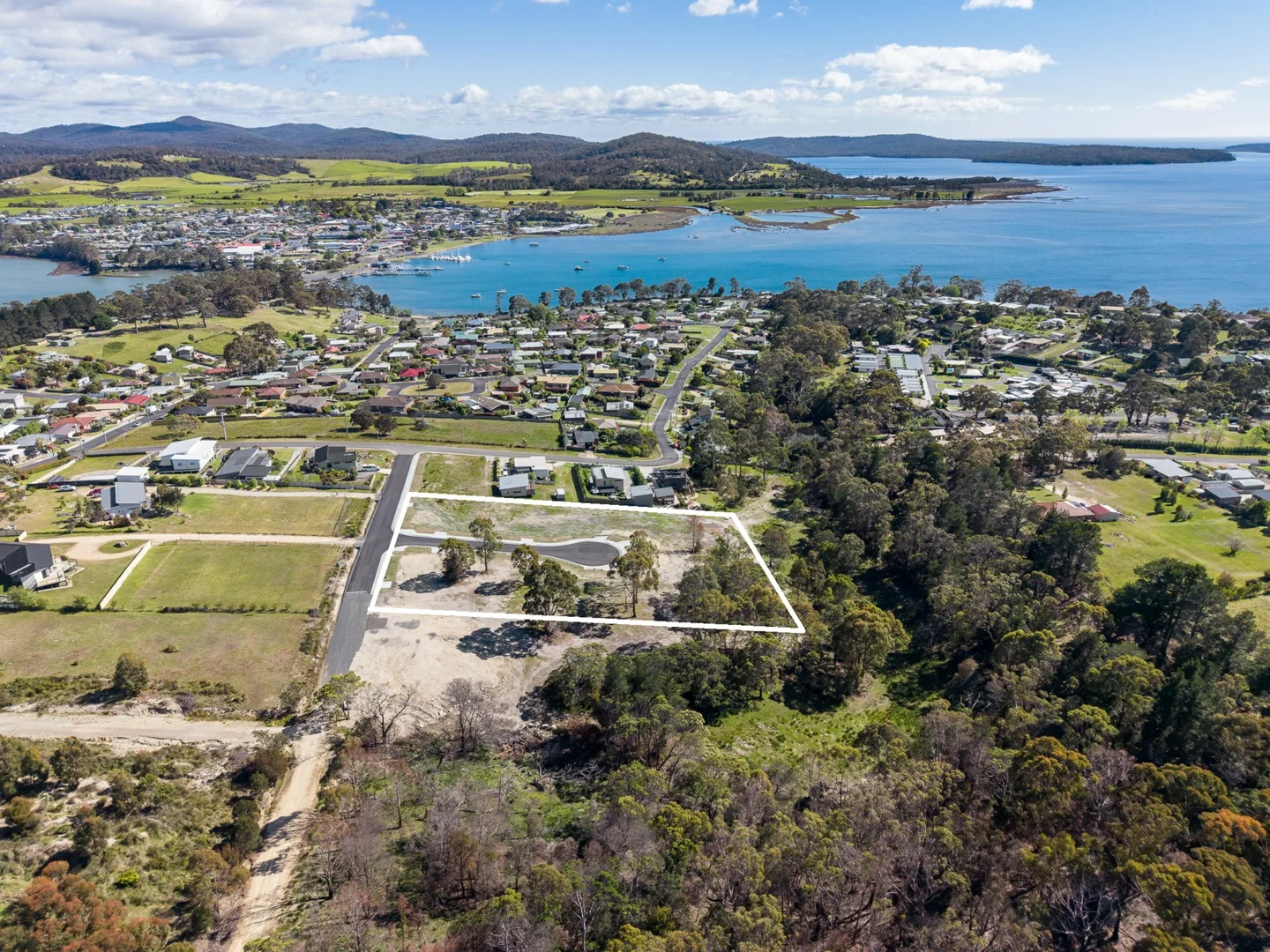 Additional image 12 of 1-10 Oceanvista Drive, St Helens TAS 7216