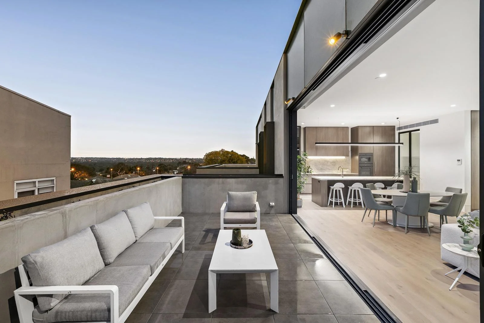 Additional image 5 of 102/17 Ivanhoe Parade, Ivanhoe VIC 3079