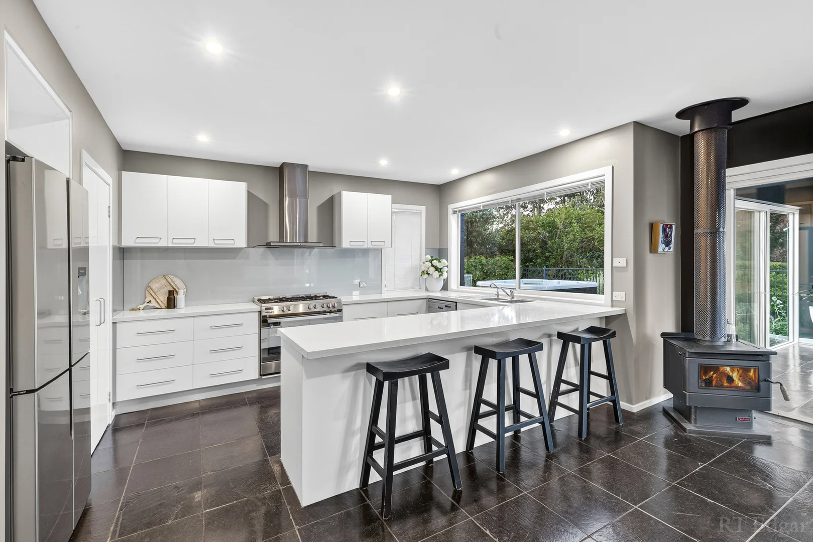 Additional image 8 of 2140 Bellarine Highway, Point Lonsdale VIC 3225