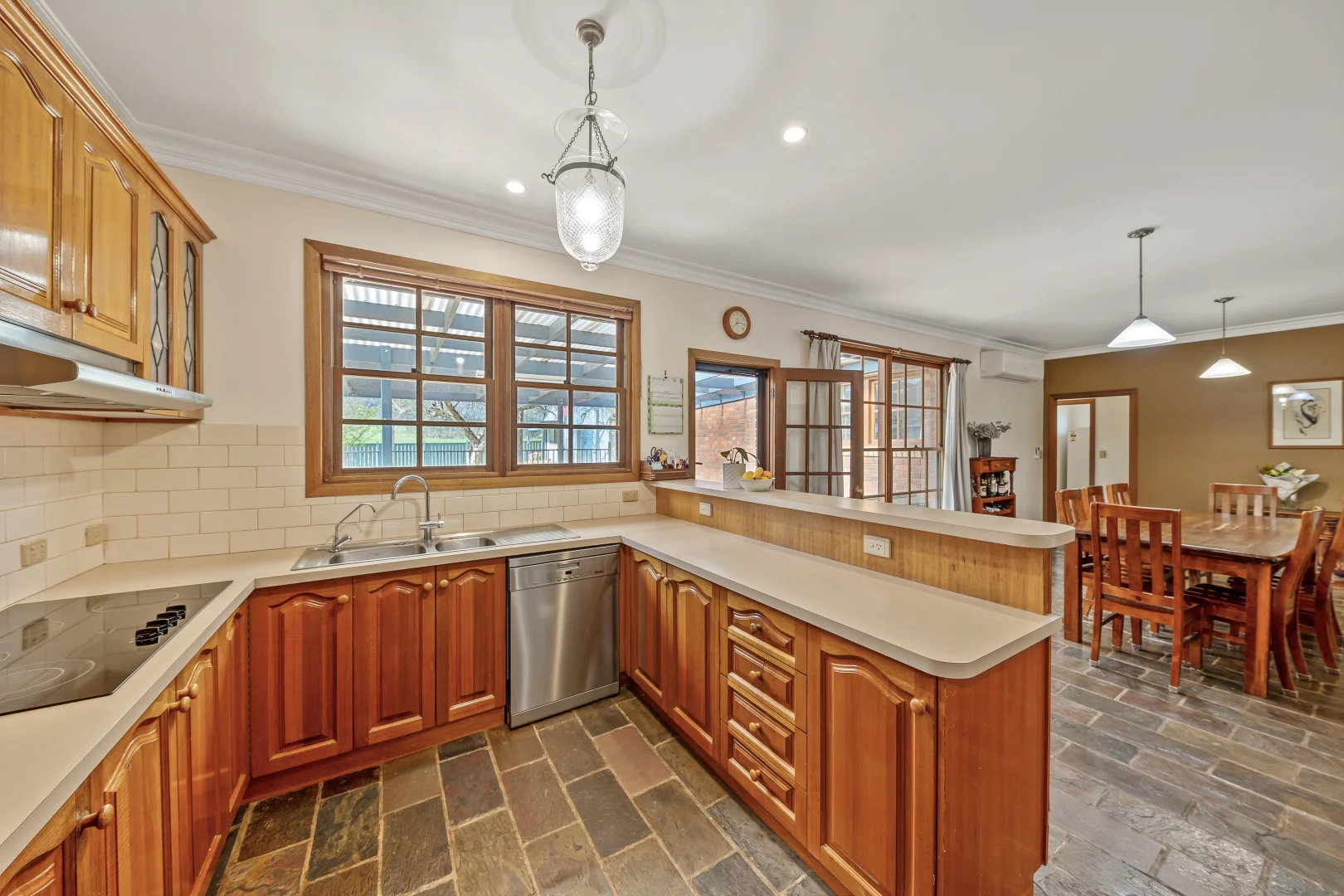 Additional image 10 of 173 Station Street, Porepunkah VIC 3740