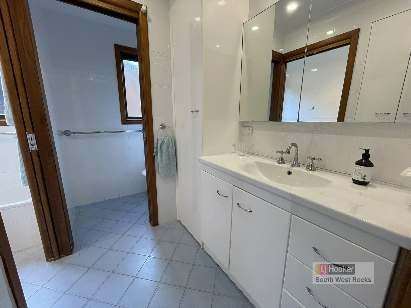 Additional image 14 of 16 Emanuel Crescent, South West Rocks NSW 2431