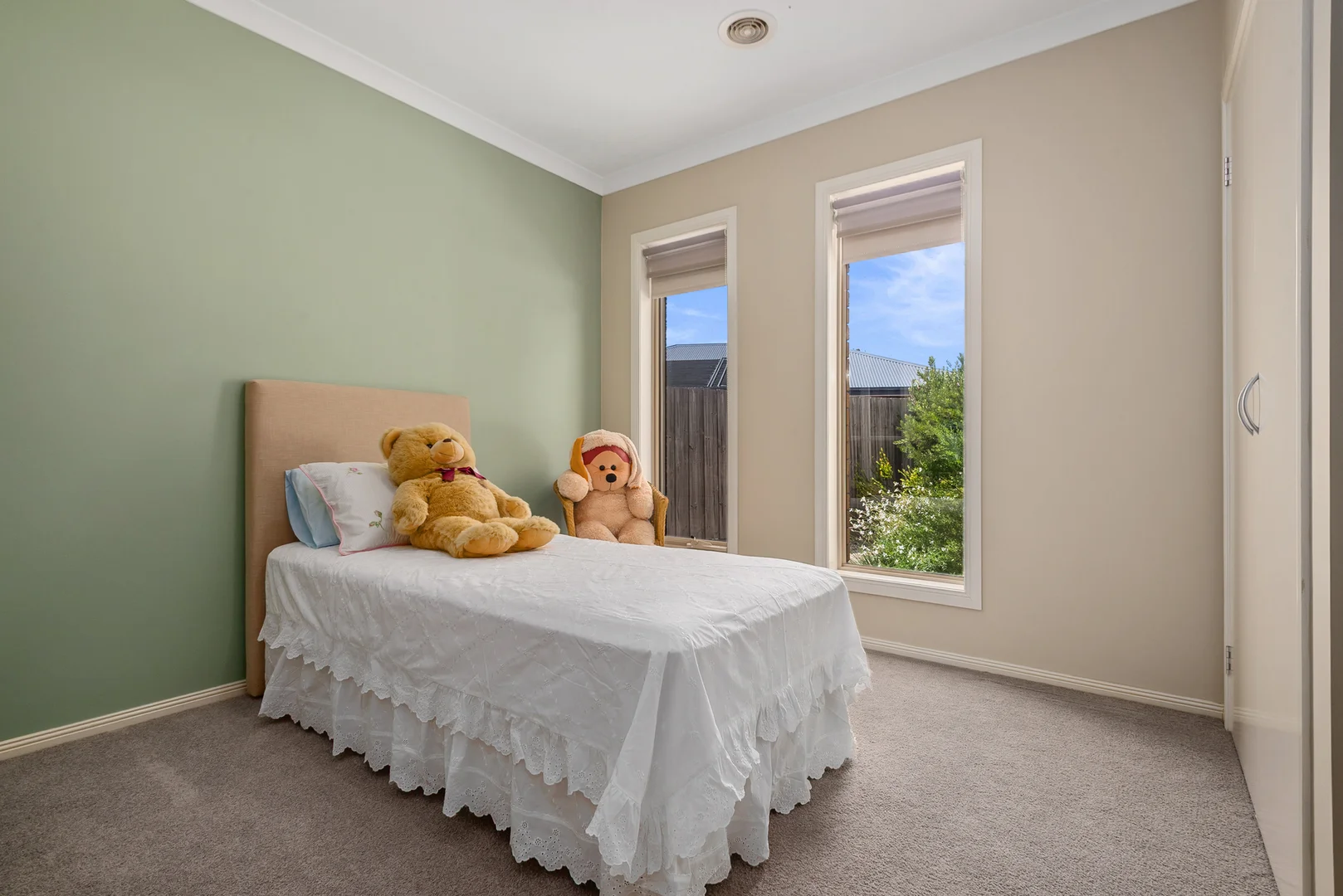 Additional image 17 of 4 Adam Close, Woodend VIC 3442