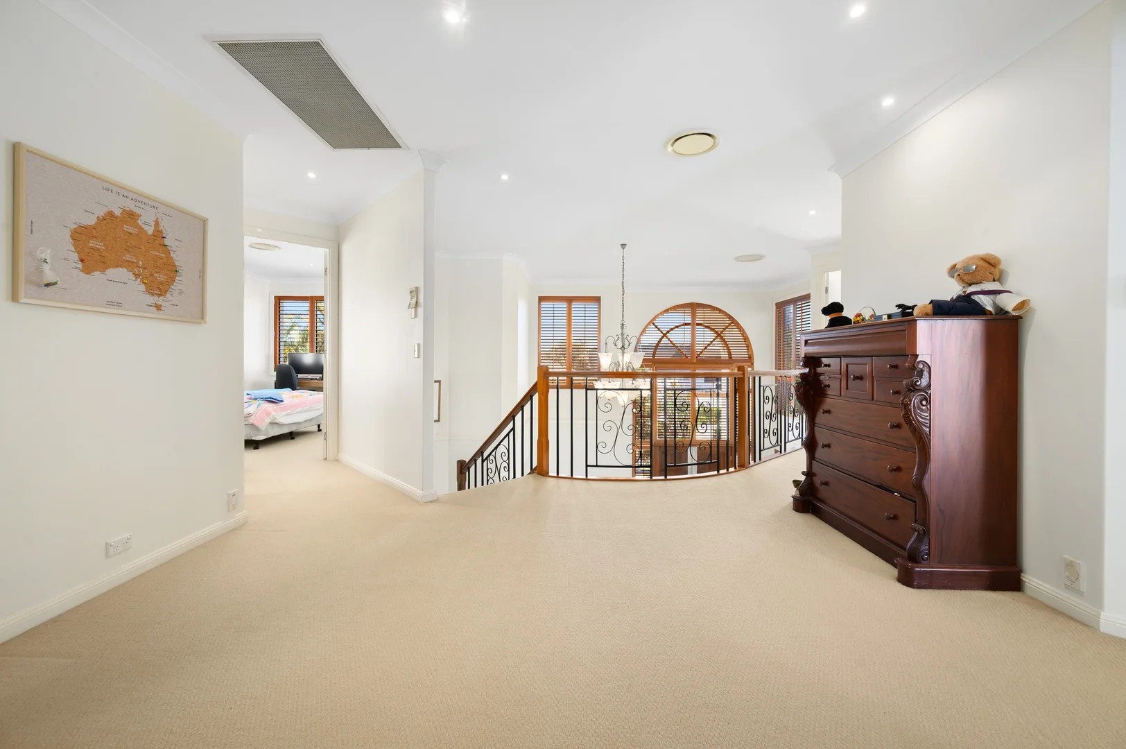 Additional image 14 of 46 King Charles Drive, Sovereign Islands QLD 4216