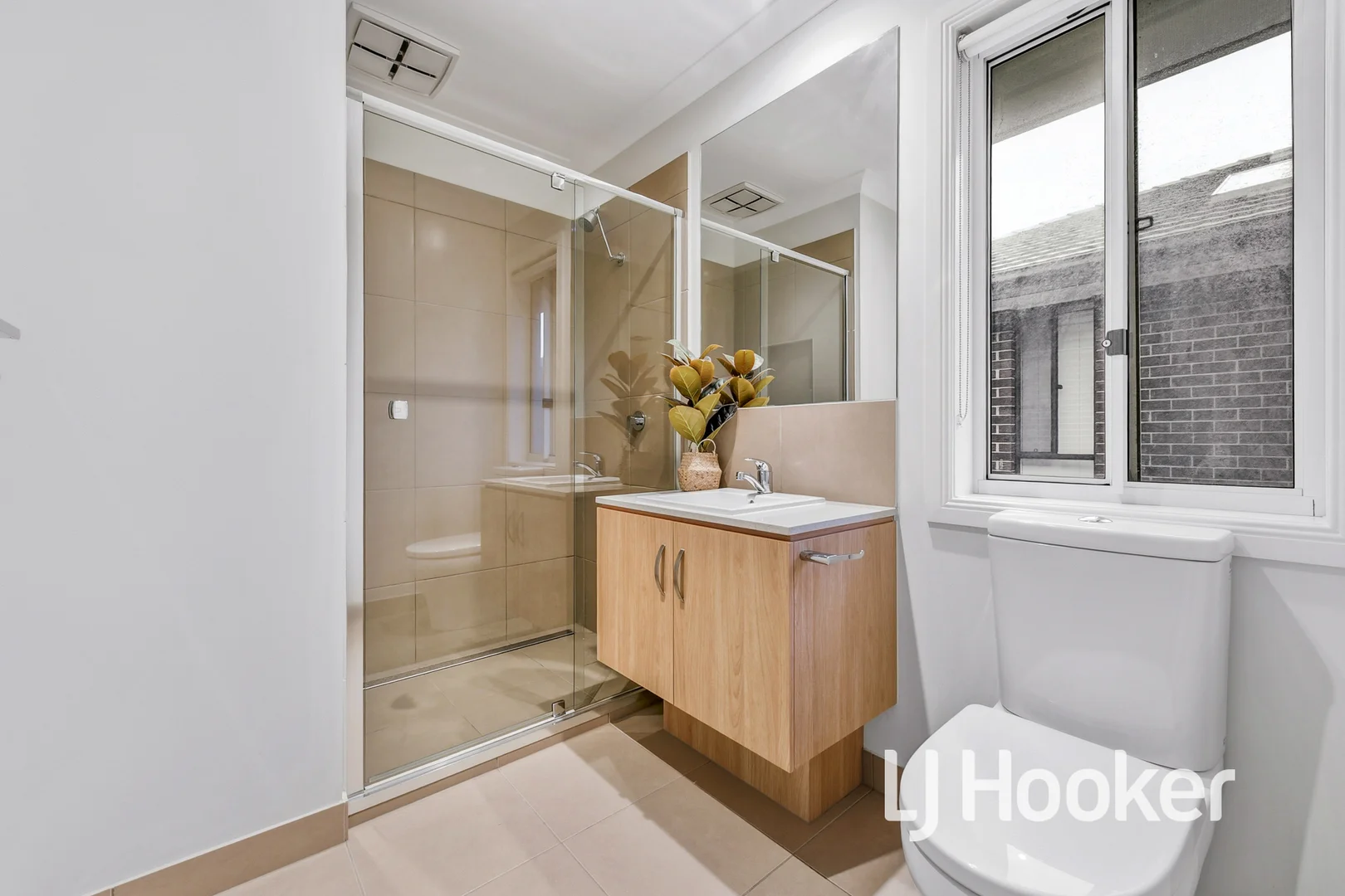 Additional image 17 of 32 Roger Close, Berwick VIC 3806