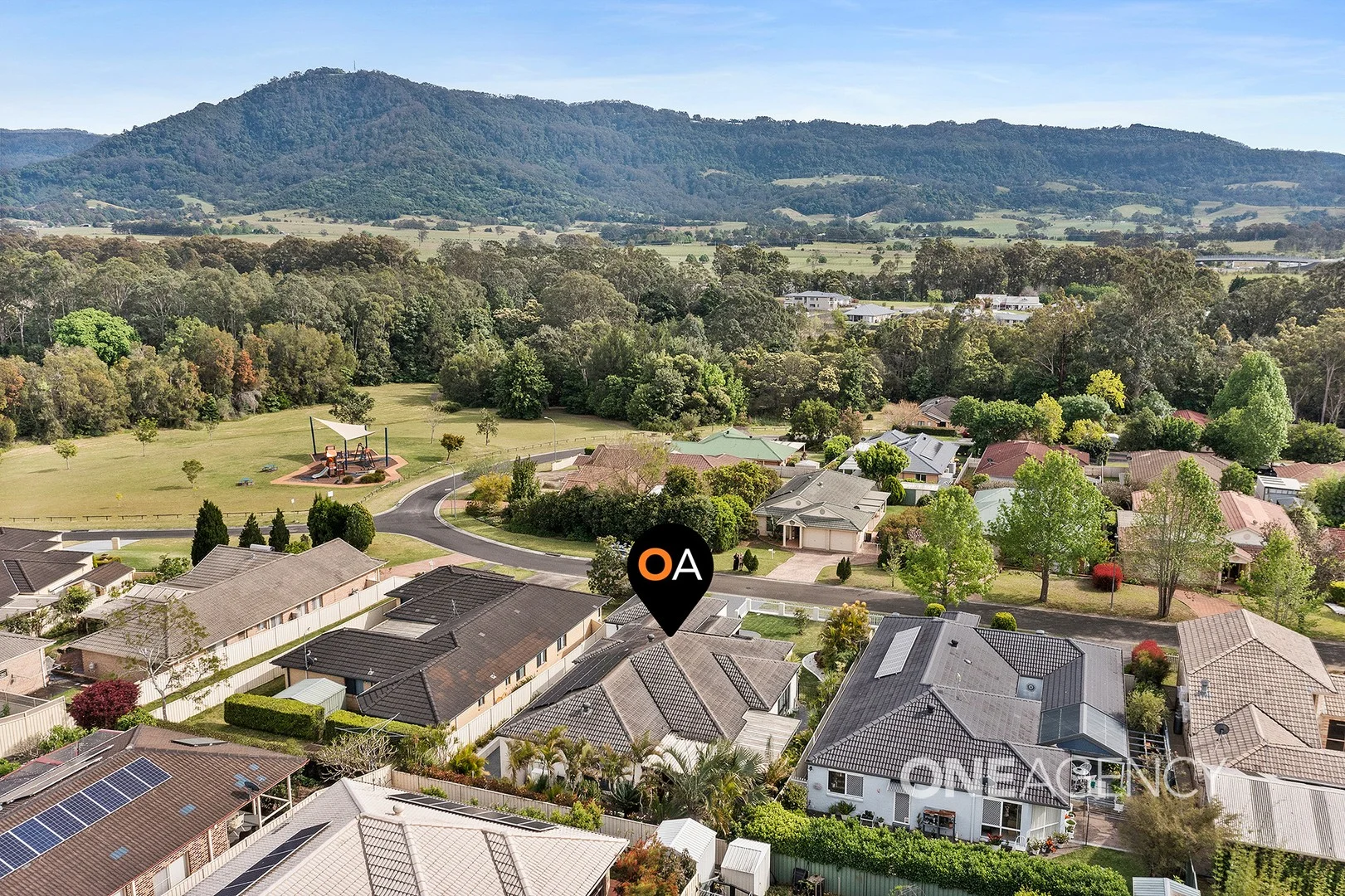 11 Gardenia Crescent, Bomaderry NSW 2541