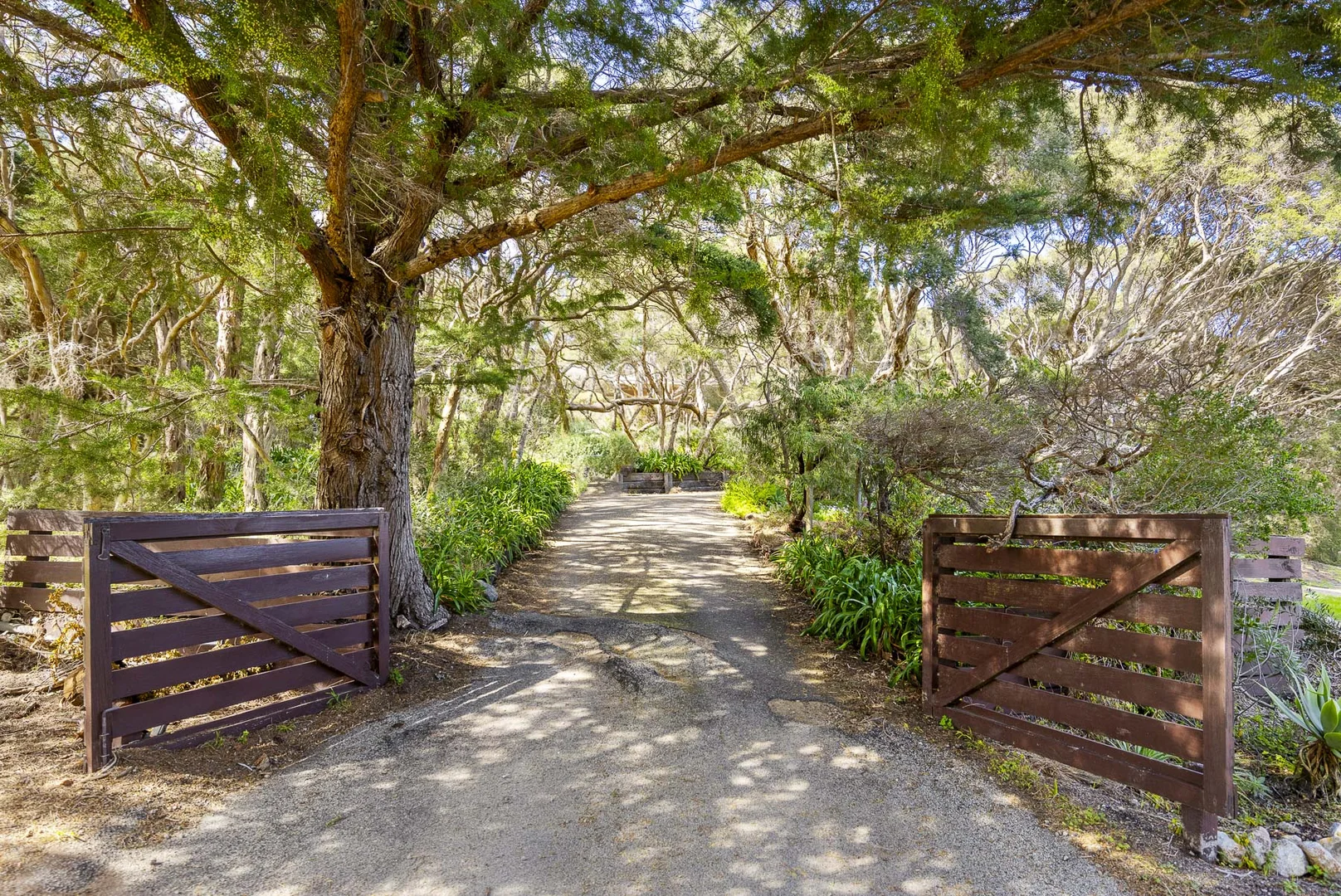 Additional image 2 of 21-23 Links Road, Sorrento VIC 3943