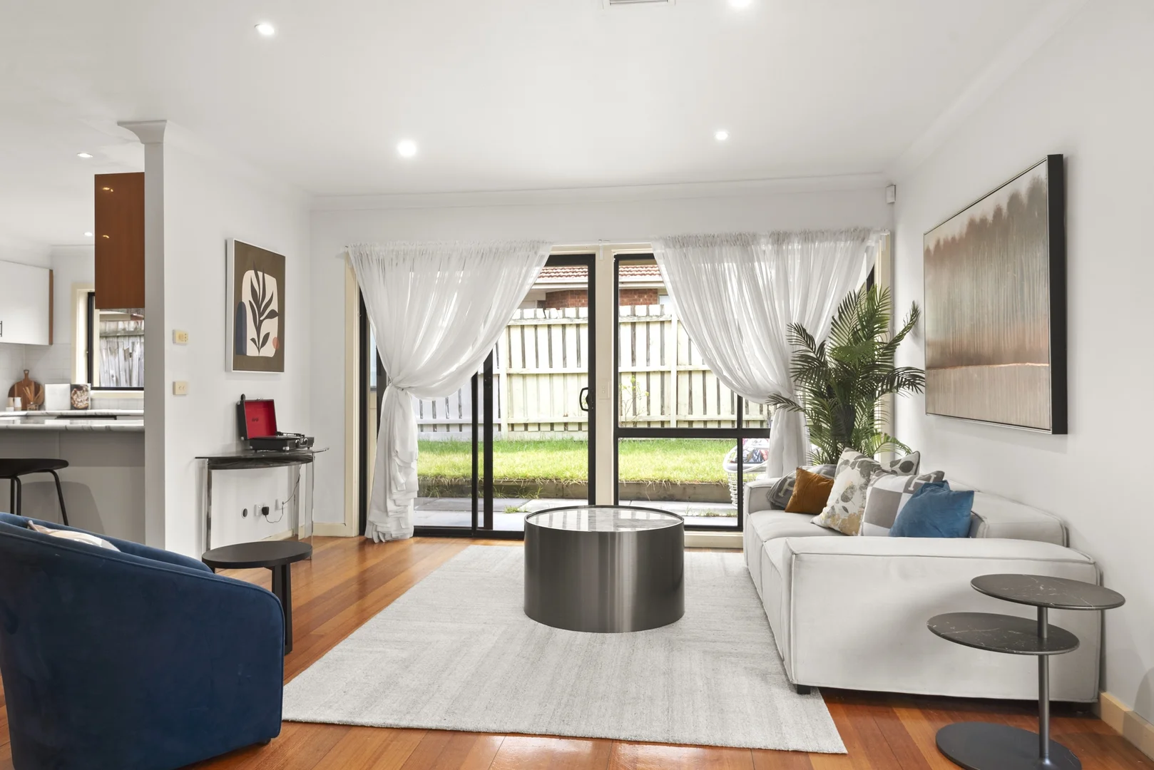 Additional image 2 of 1/421 Middleborough Road, Box Hill VIC 3128