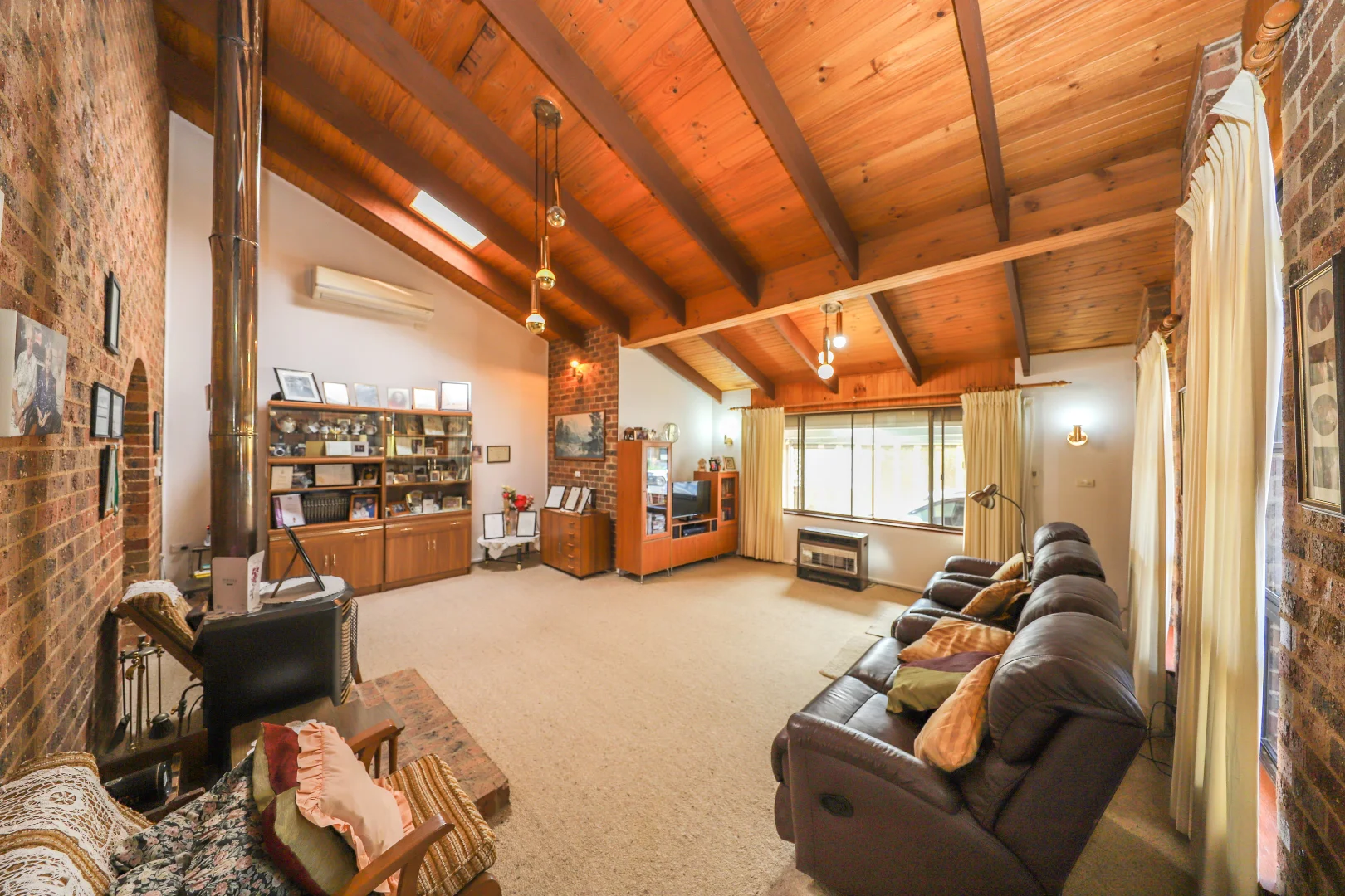 Additional image 2 of 11 Cedar Crescent, Tumut NSW 2720