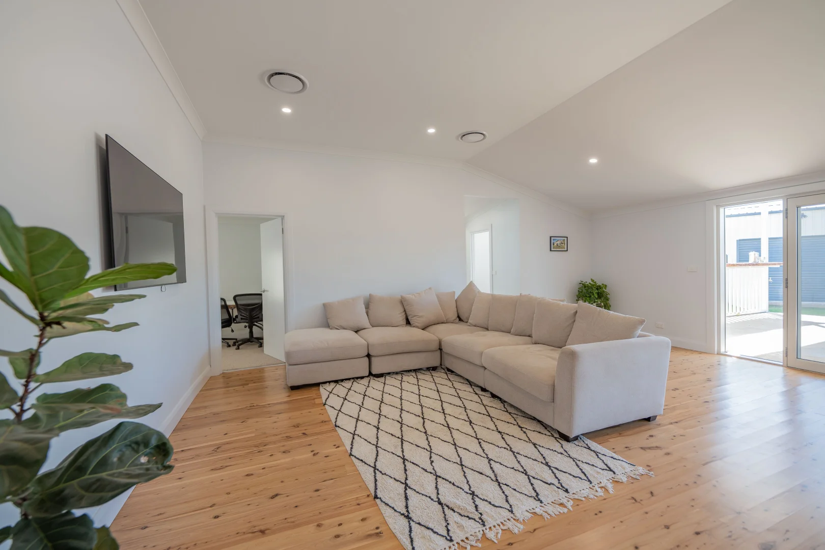 Additional image 6 of 18 Bridge Street, Forbes NSW 2871