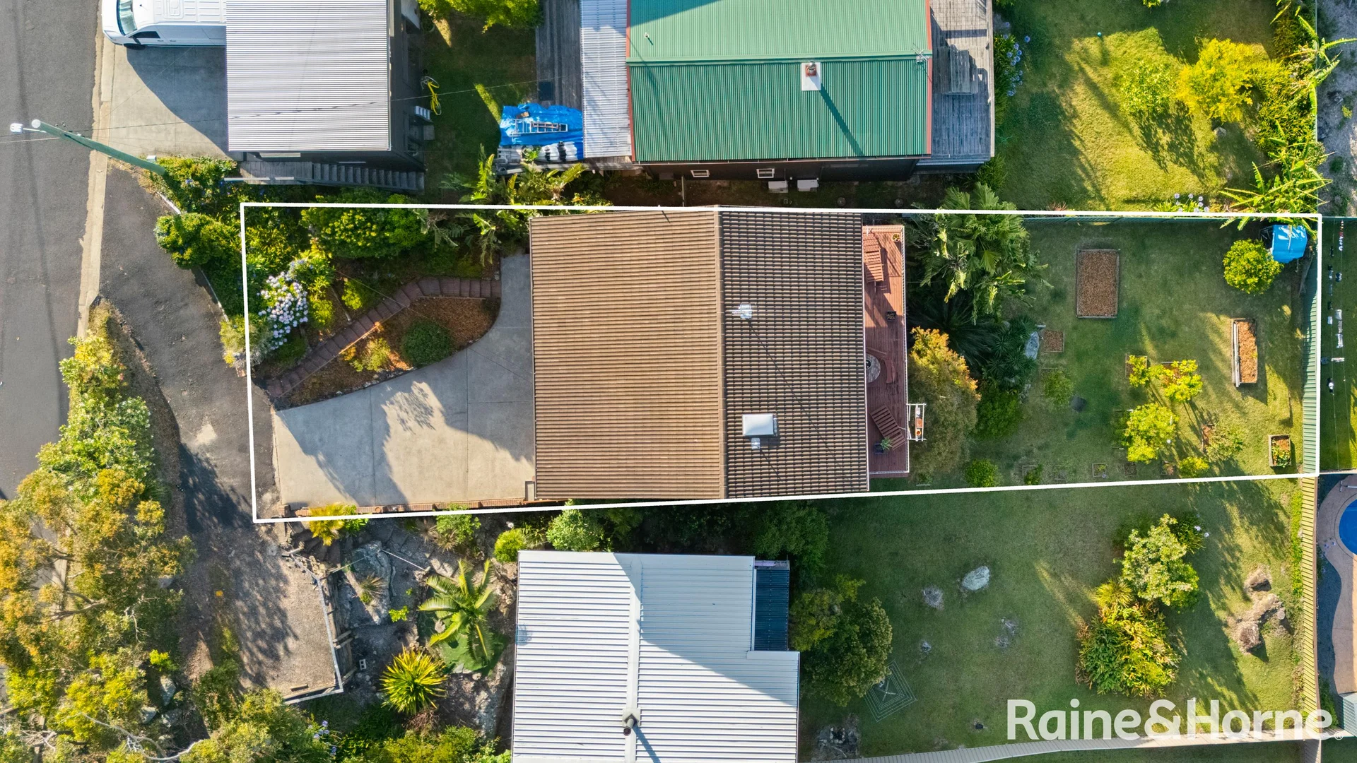 Additional image 35 of 10 Braidwood Avenue, Burrill Lake NSW 2539