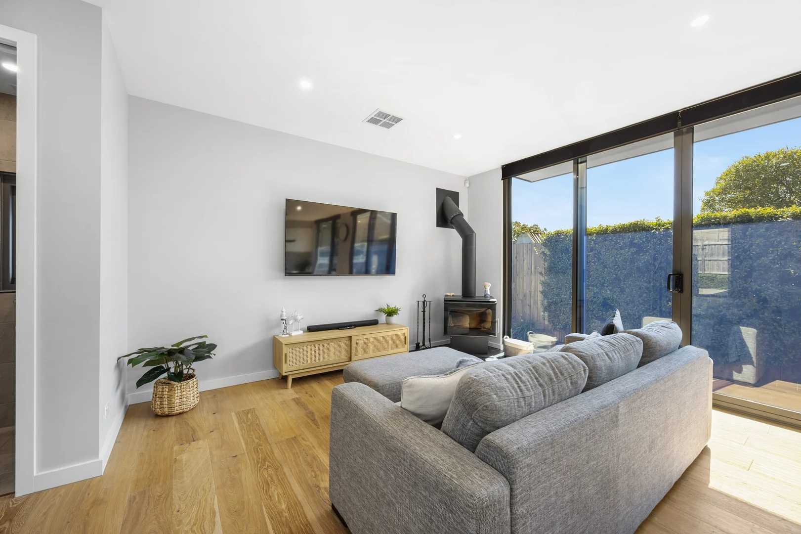 Additional image 8 of 2/6 Permien Street, Dromana VIC 3936