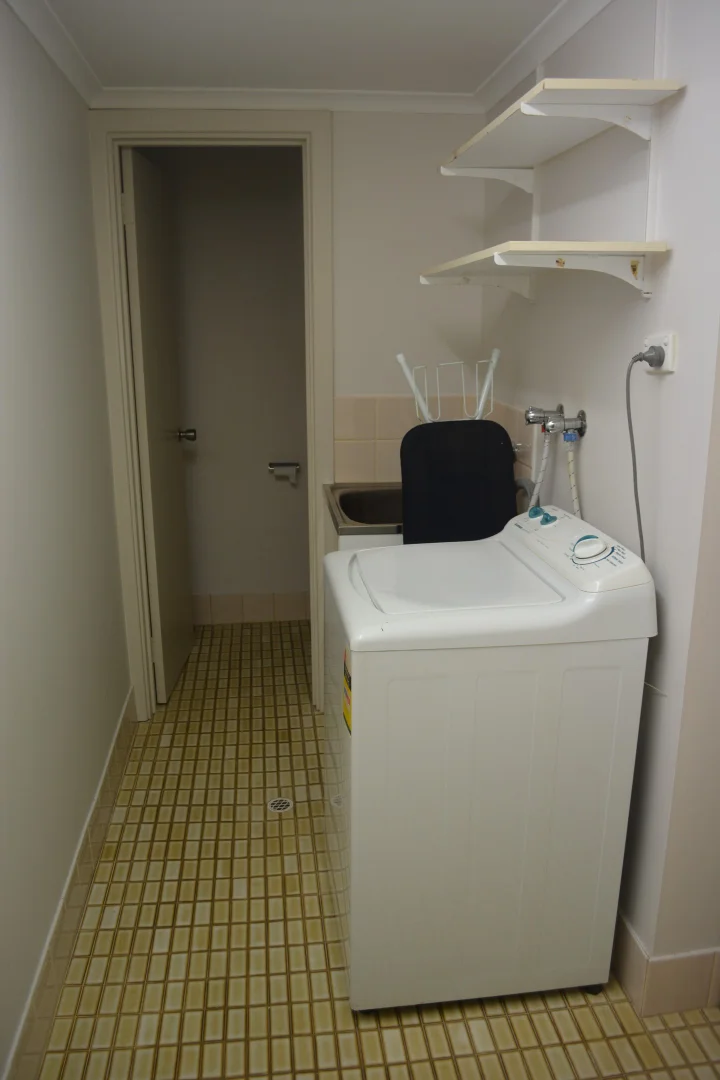 Additional image 5 of Unit 6/6-8 Kennebery St, Roxby Downs SA 5725