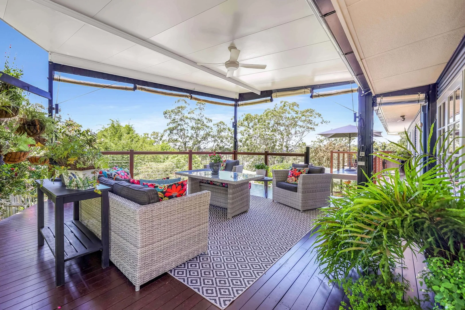 5 Brodie Street, Mount Lofty QLD 4350