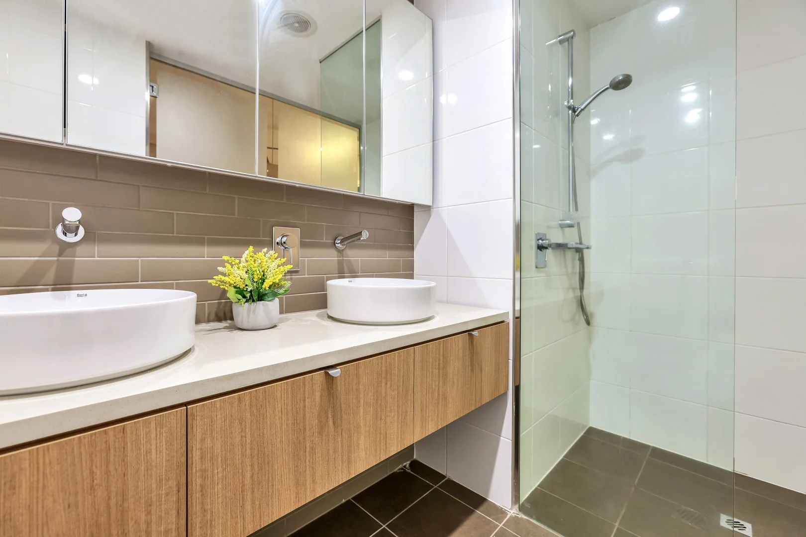 Additional image 16 of 228/19B Kitchener Drive, Darwin City NT 0800