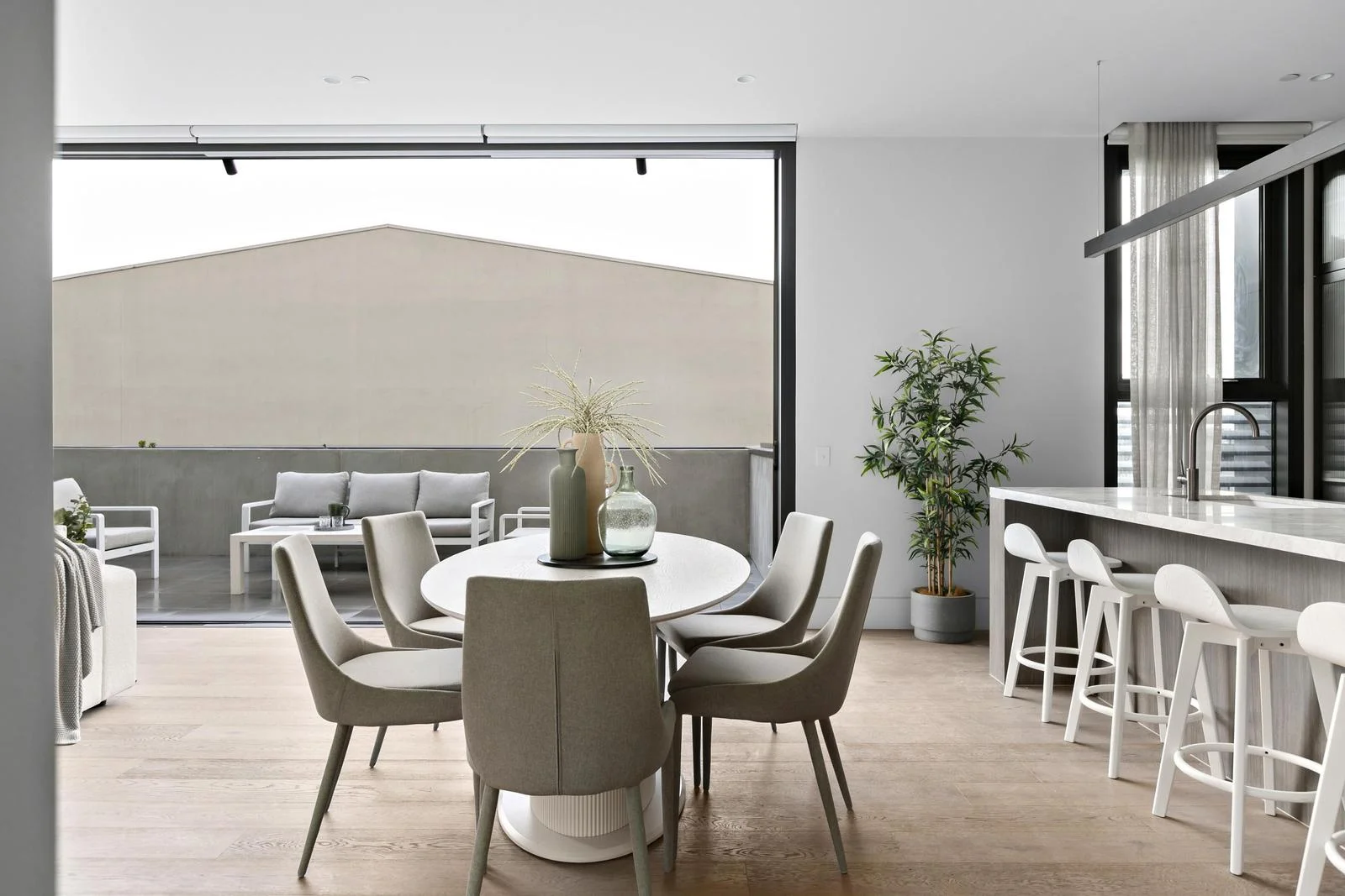 Additional image 3 of 102/17 Ivanhoe Parade, Ivanhoe VIC 3079