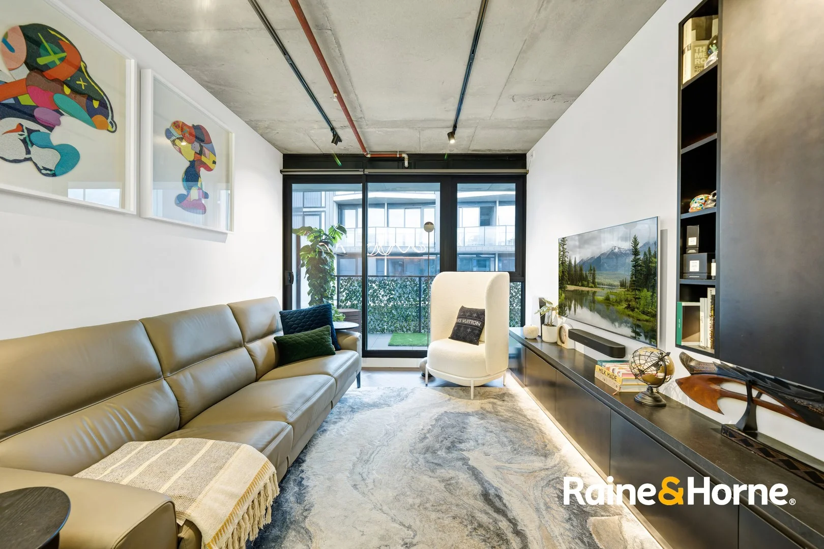 704/25 Wominjeka Walk, West Melbourne VIC 3003