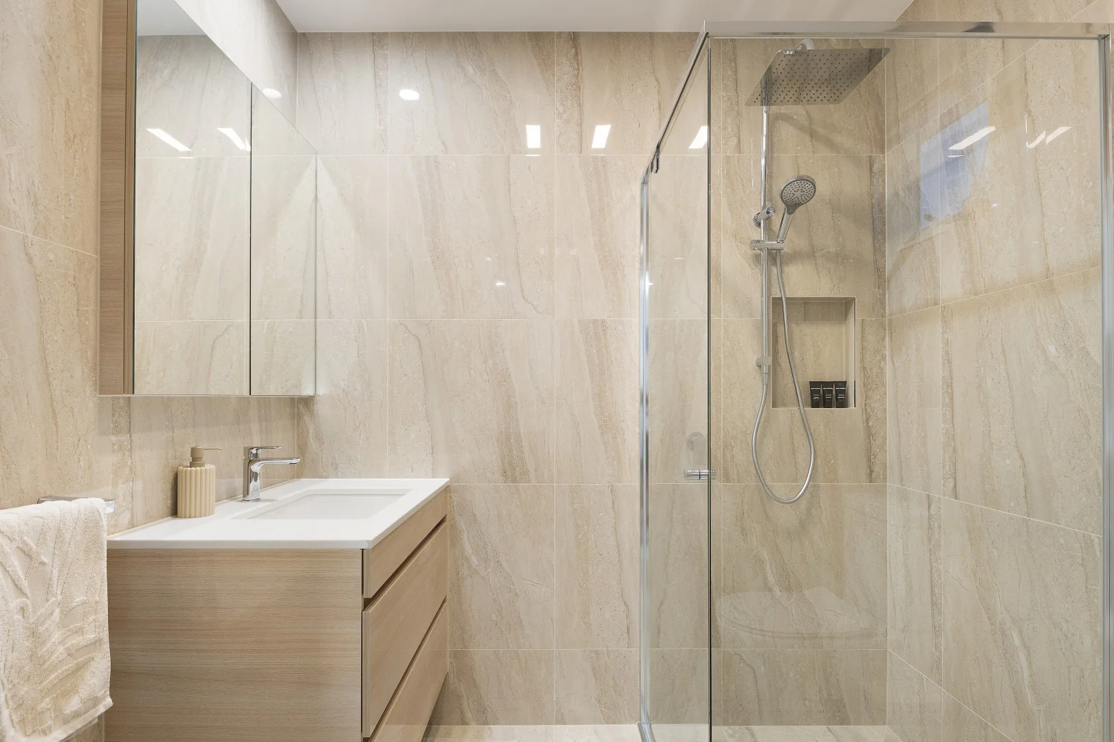 Additional image 15 of 96 Rio Vista Boulevard, Broadbeach Waters QLD 4218