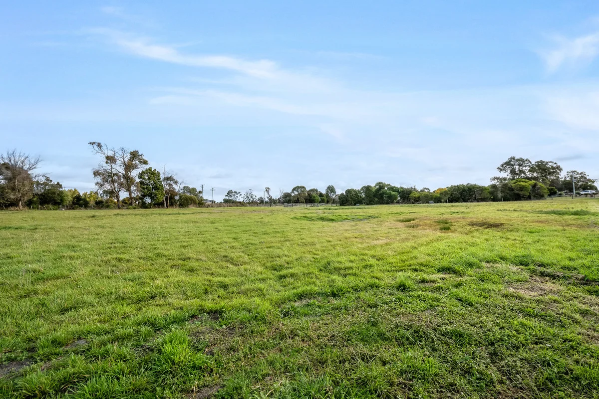 Additional image 7 of 2 & 3/27 Ada Street, Bridport TAS 7262