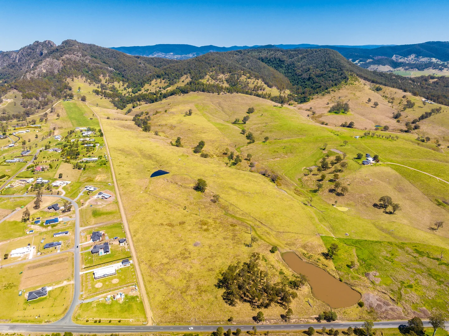 Additional image 31 of 233 Thunderbolts Way, Gloucester NSW 2422