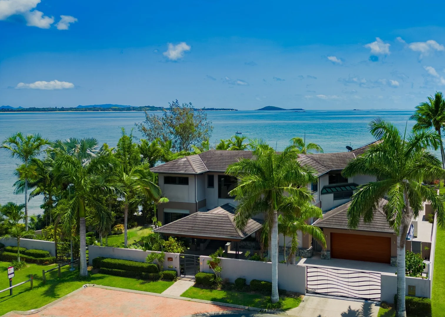 Additional image 2 of 22 Beach Road, Dolphin Heads QLD 4740