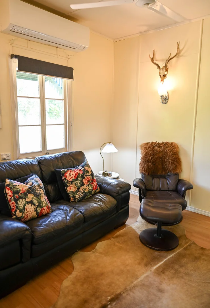 Additional image 10 of 42 Thistle Street, Blackall QLD 4472