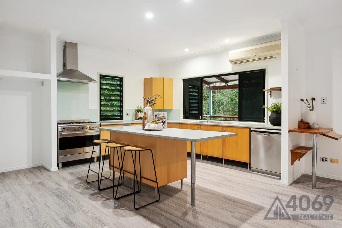 Additional image 10 of 23 Neikah Close, Karana Downs QLD 4306