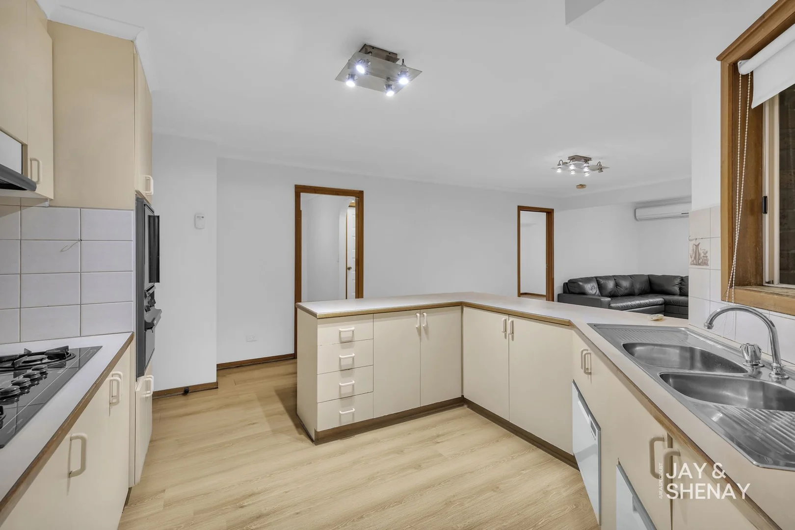 Additional image 4 of 59 Georgette Crescent, Endeavour Hills VIC 3802