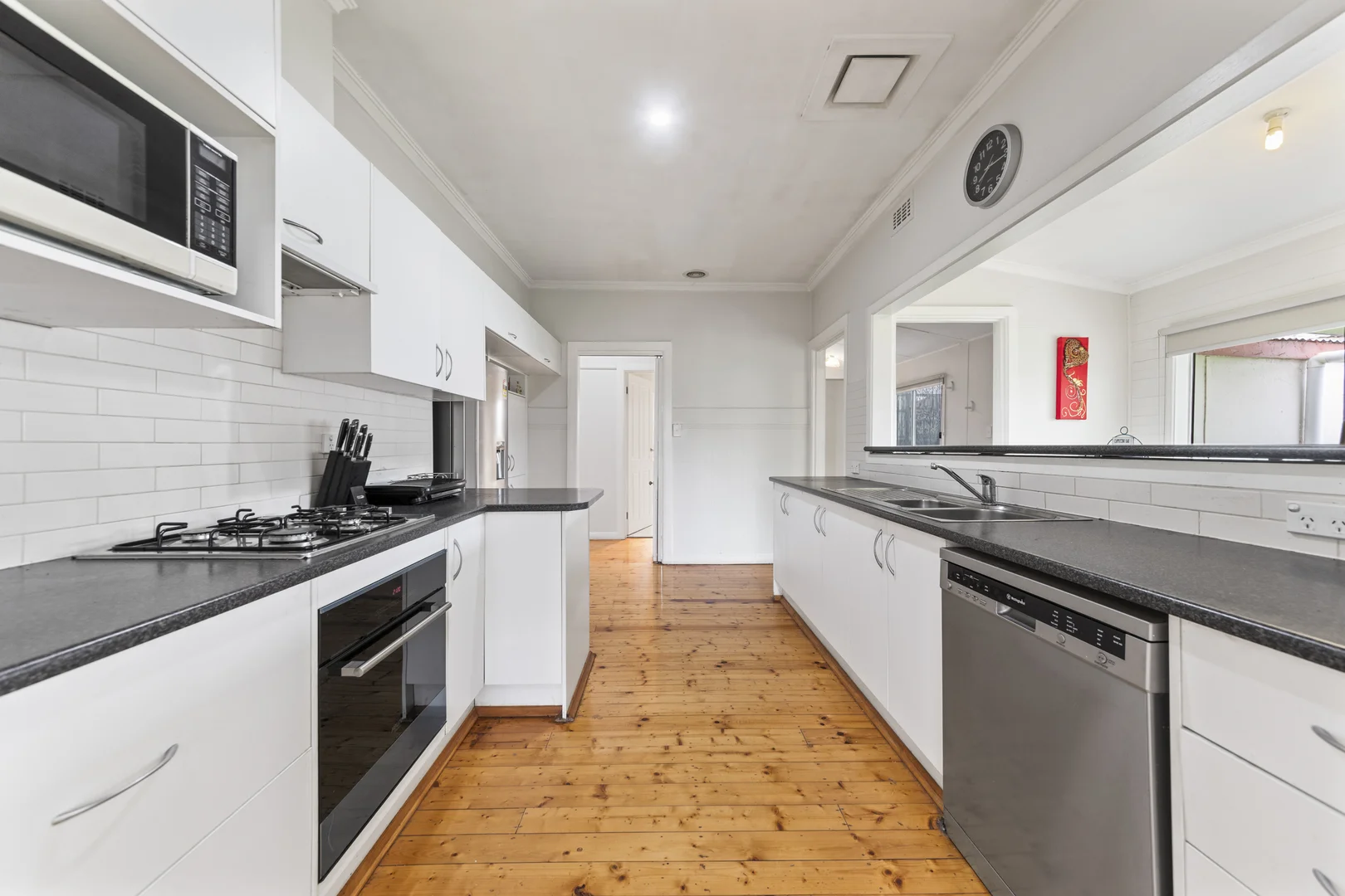 Additional image 5 of 2 Emma Avenue, Reservoir VIC 3073