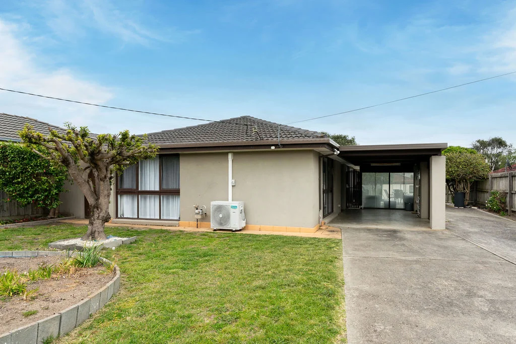 16 Lyndon Drive, Rosebud VIC 3939