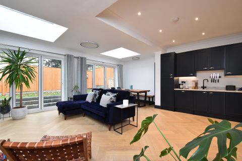 204 Devonshire Road, London SE23