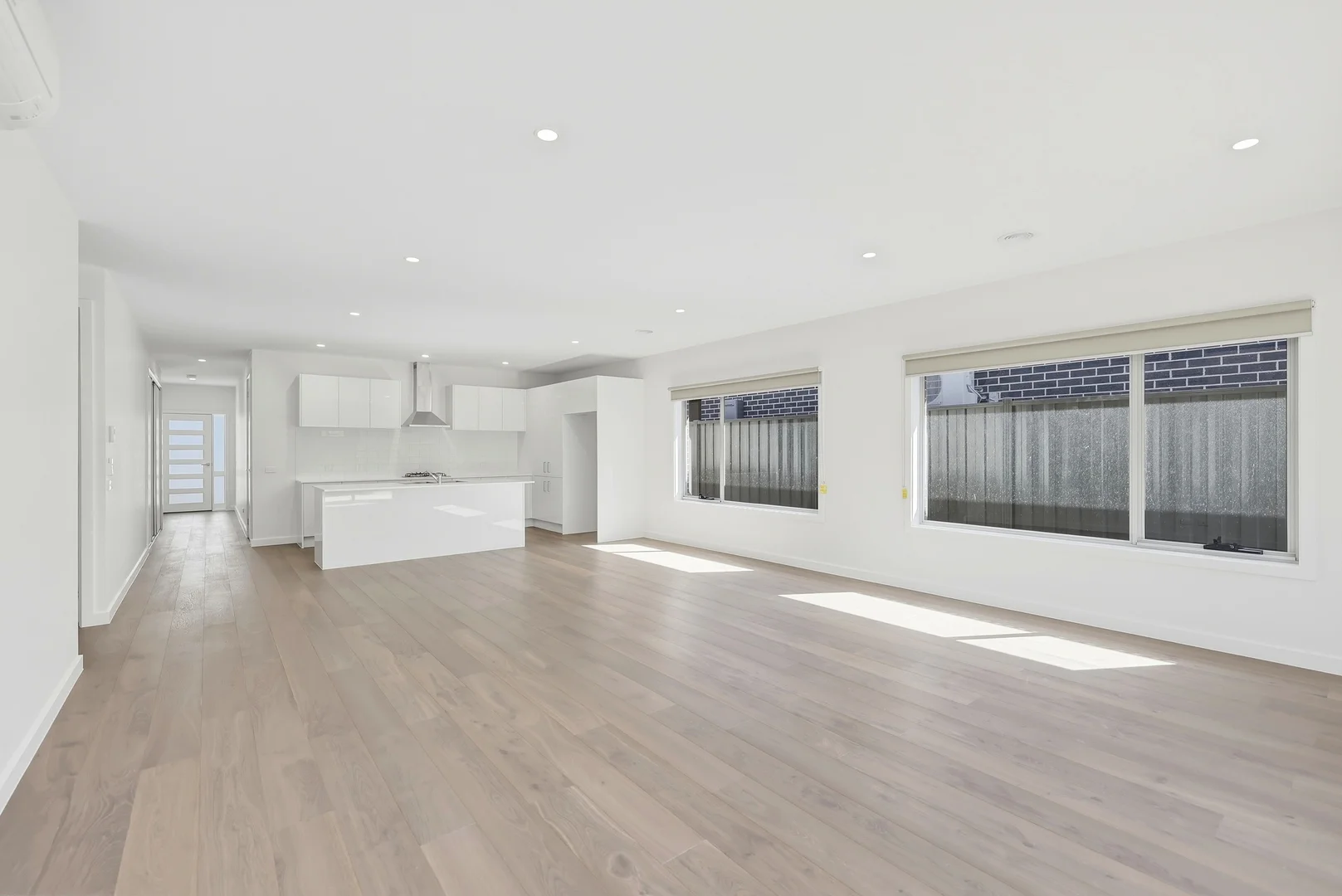Additional image 7 of 2/10 Garden Place, Romsey VIC 3434