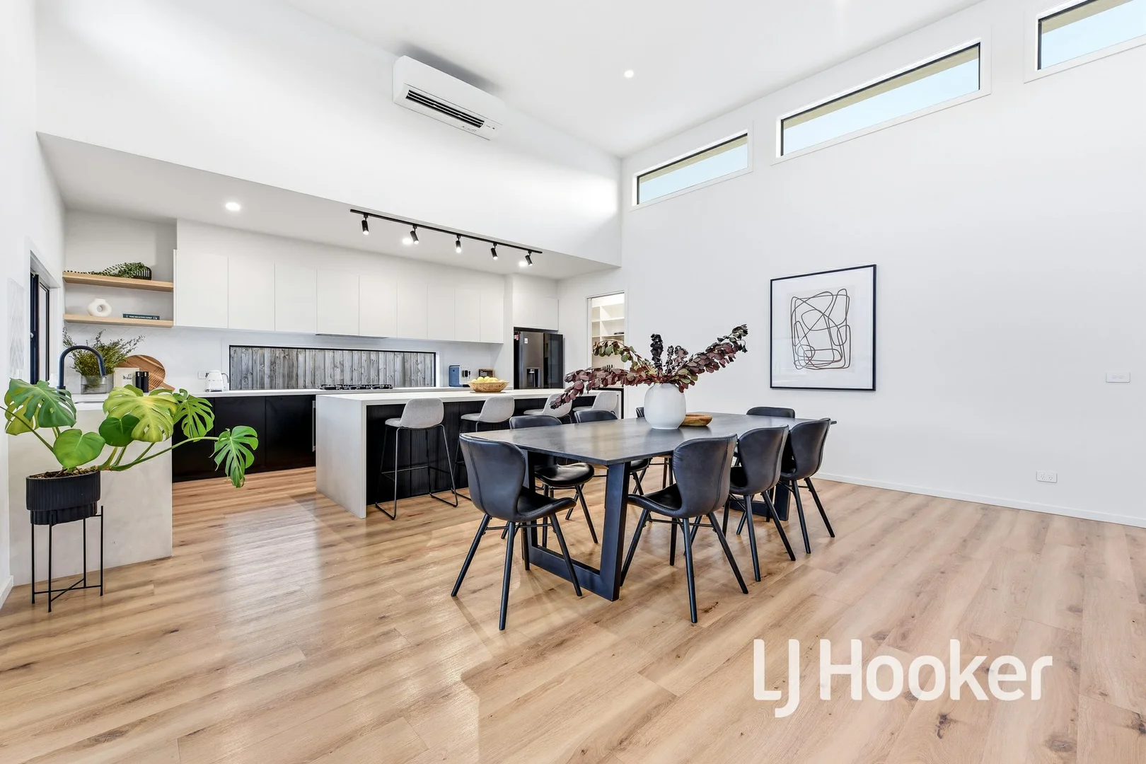 Additional image 5 of 11 Kingston Heath Drive, Drouin VIC 3818