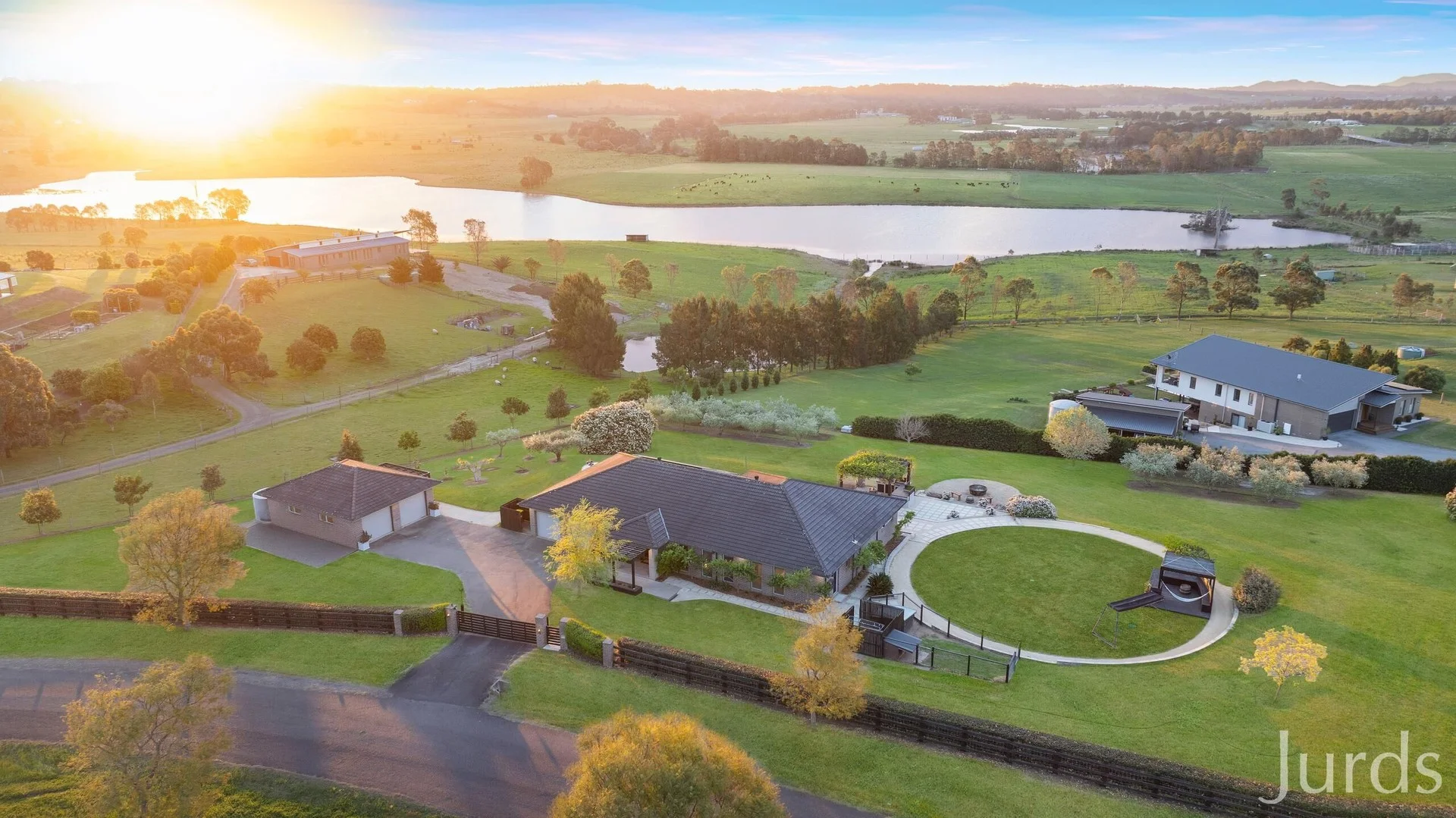 8 Loch Katrine Drive, Lochinvar NSW 2321