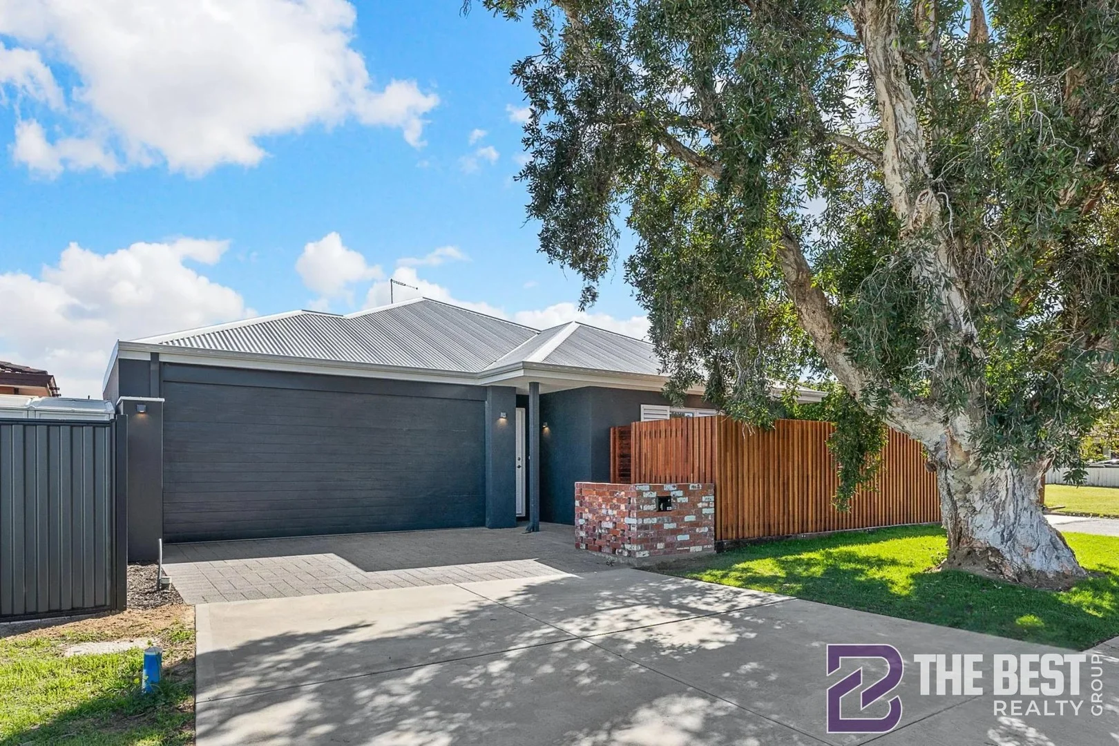 4 Baryna Street, Armadale WA 6112